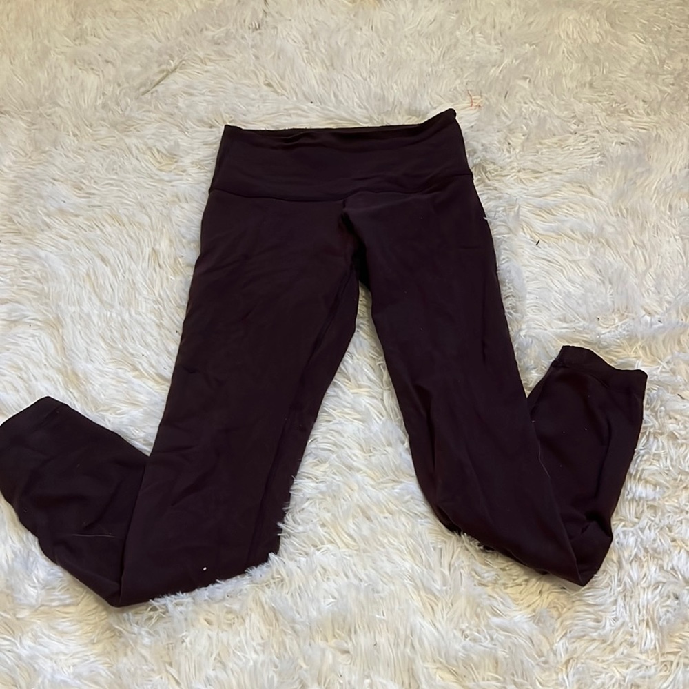 Maroon Lululemon leggings